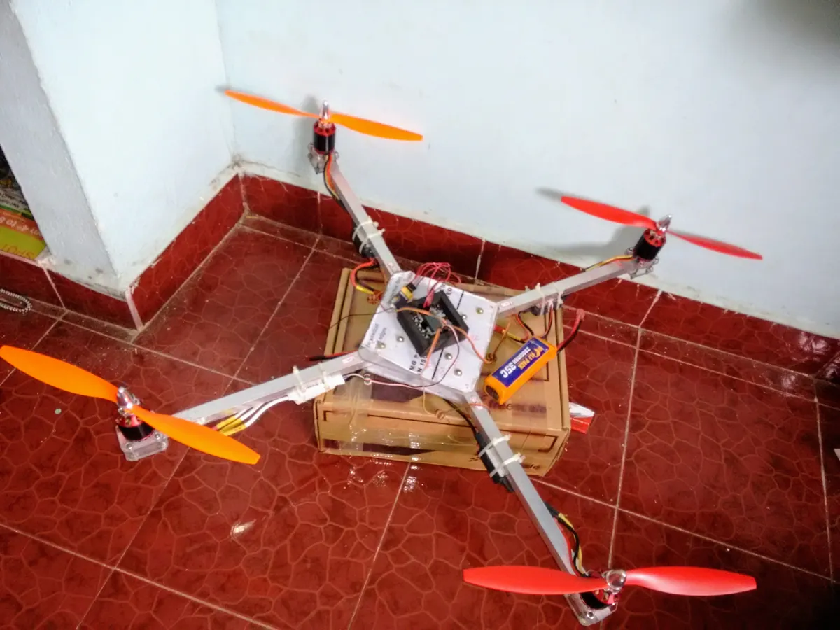 Quadcopter — UAV Build photo 3