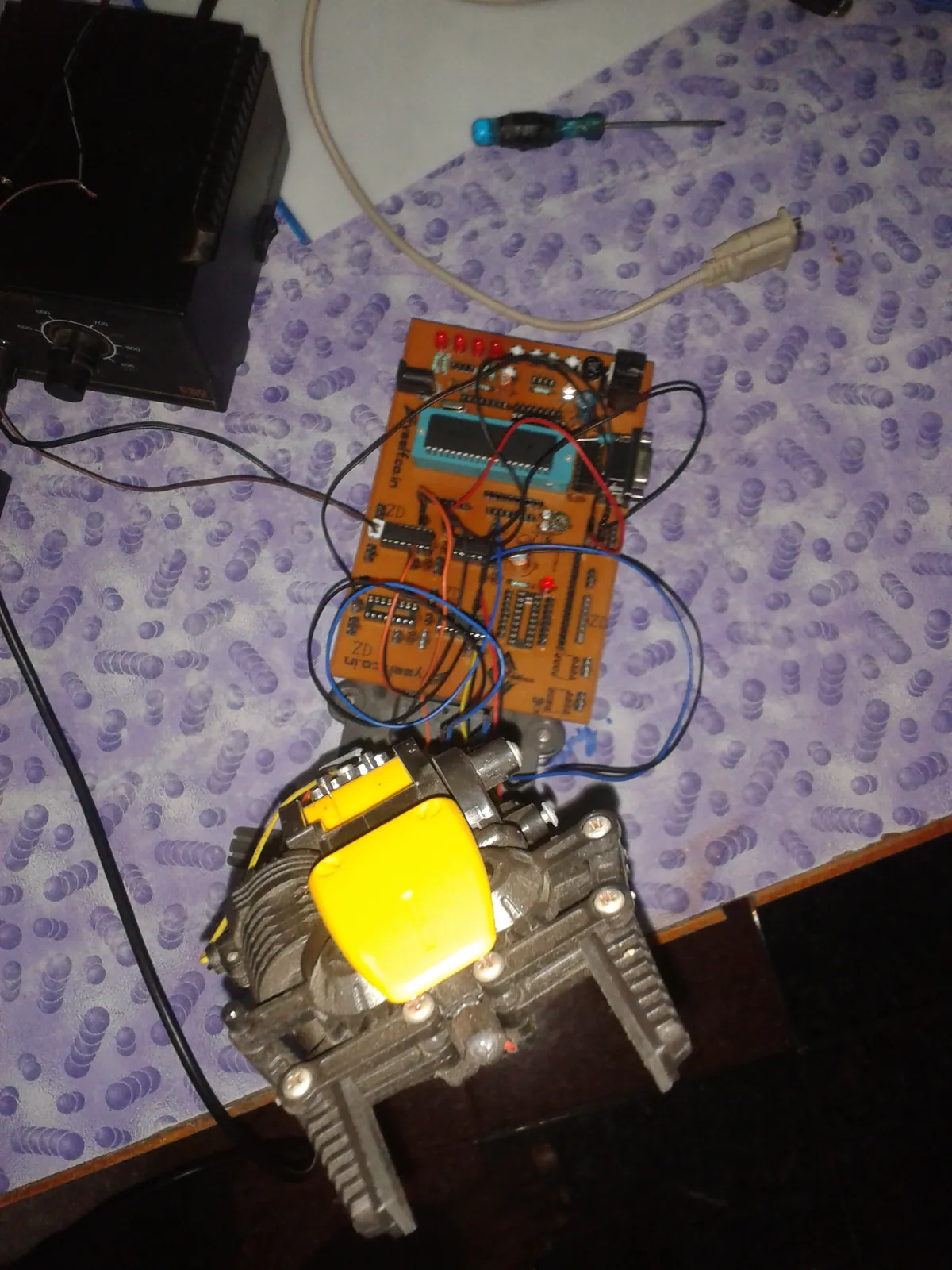 Robotic Arm — 8051 Manipulator photo 5