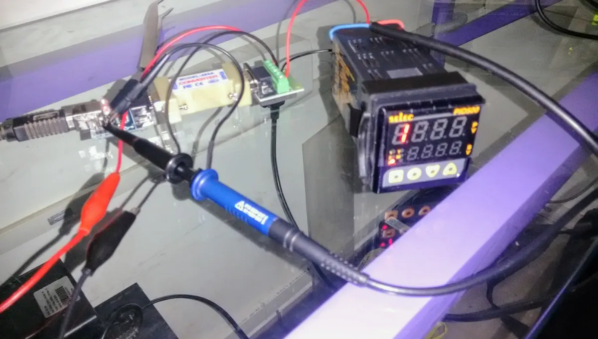 Temperature PID Controller — Hardware photo 5